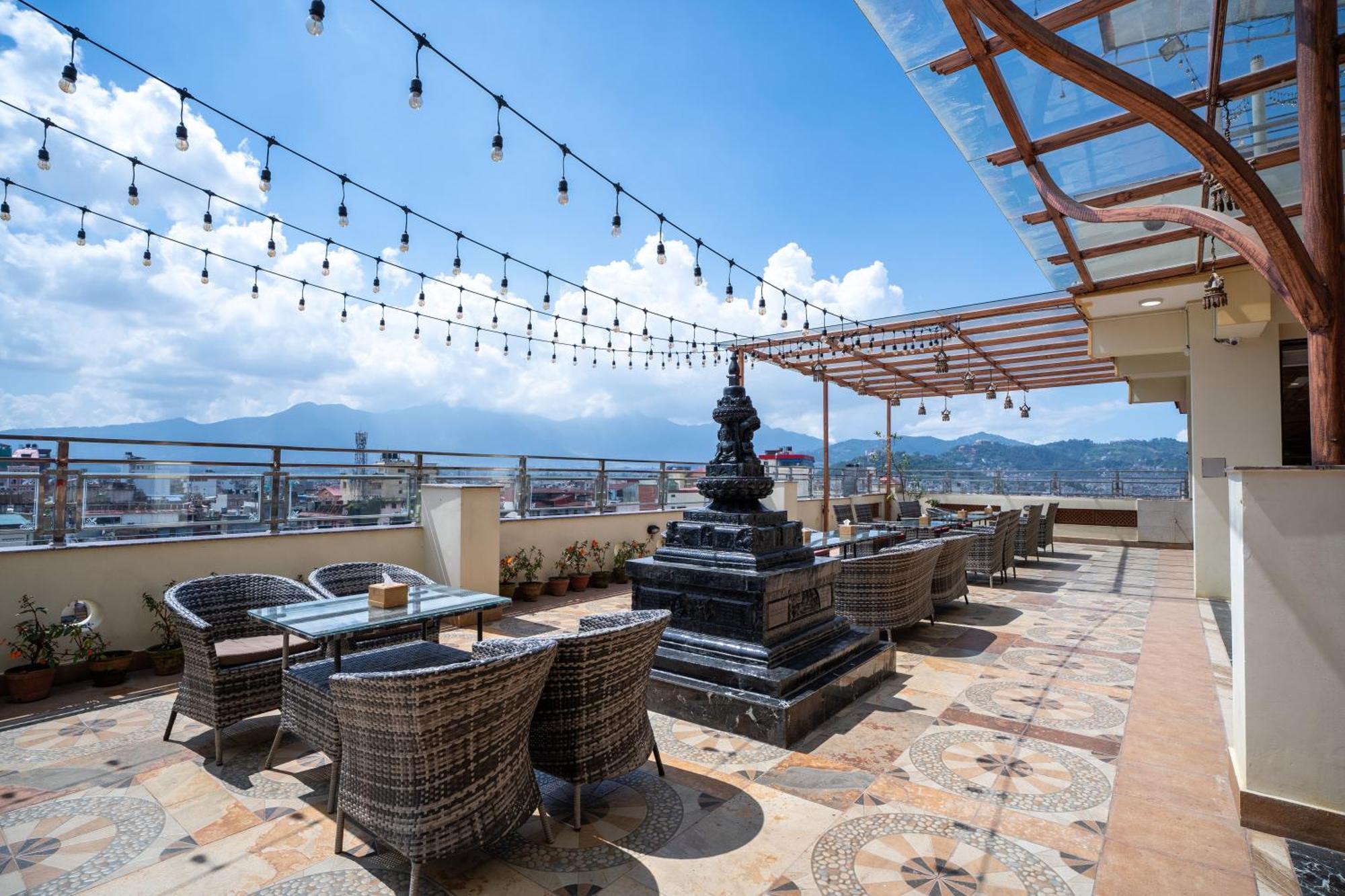 Surya Heritage Hotel Kathmandu Exterior foto