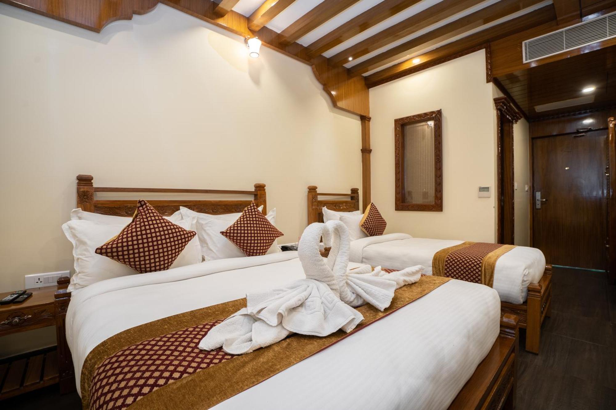 Surya Heritage Hotel Kathmandu Exterior foto