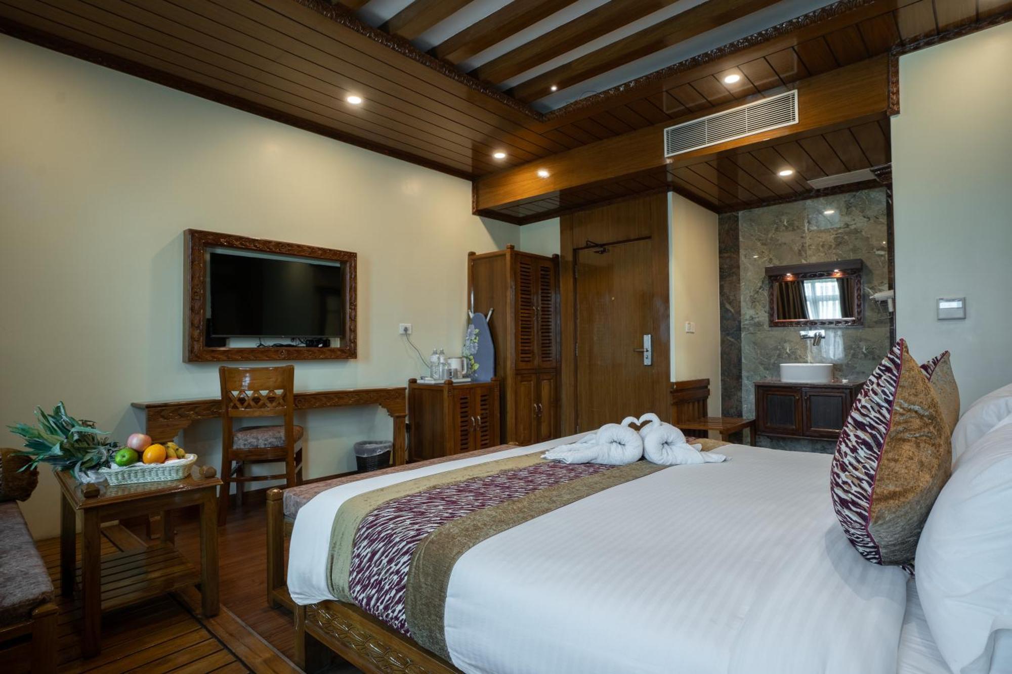 Surya Heritage Hotel Kathmandu Exterior foto