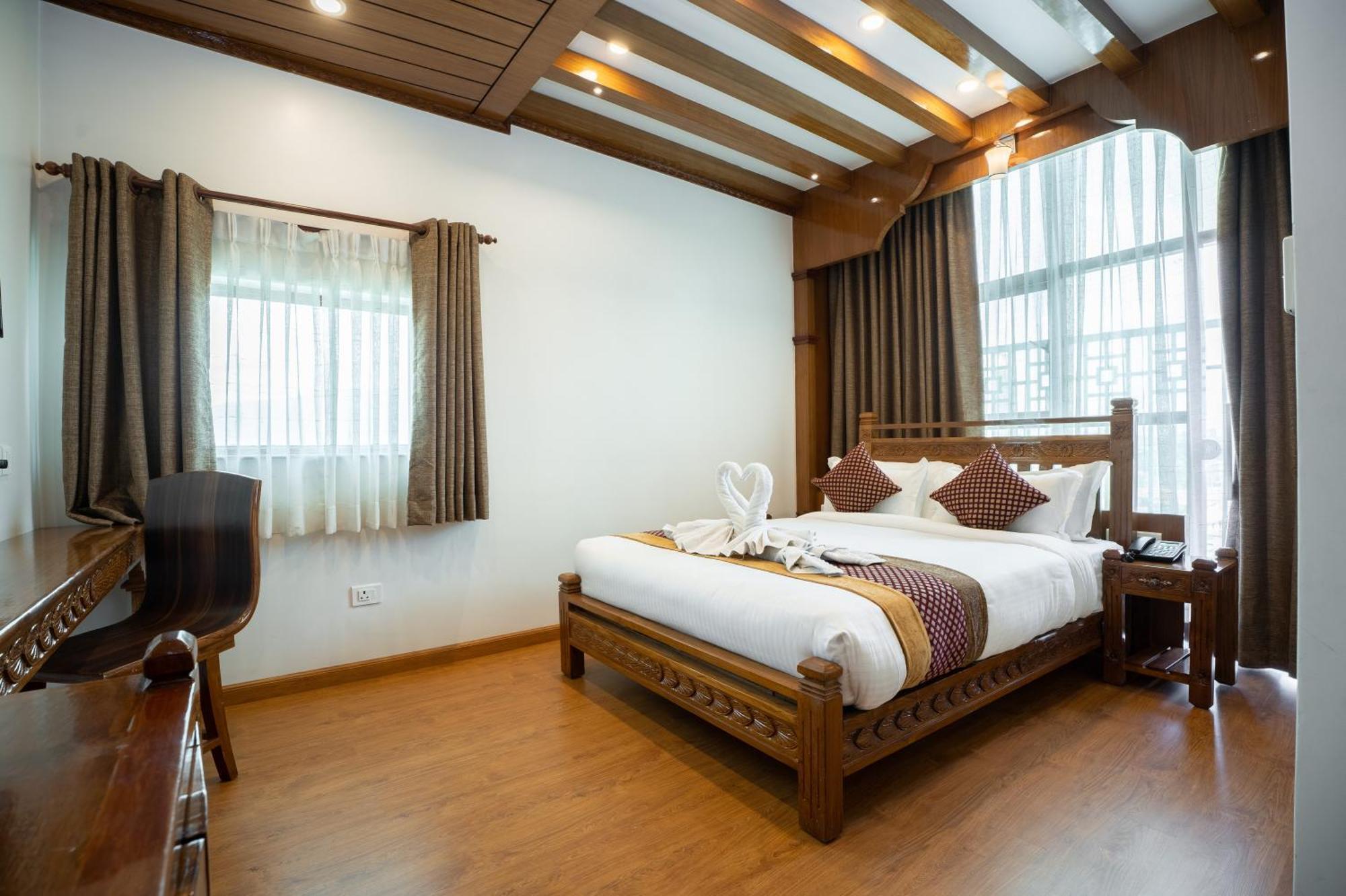 Surya Heritage Hotel Kathmandu Exterior foto